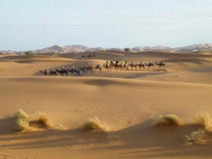 Bivouac Dune Iriki Foum Zguid Exteriér fotografie